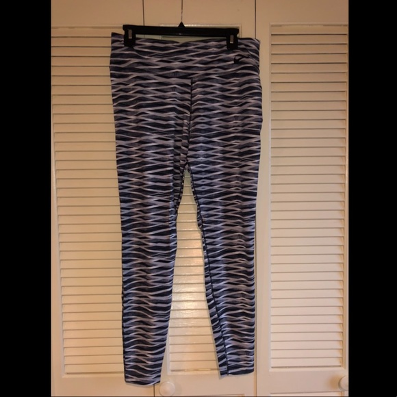 Nike Pants - NIKE leggings
